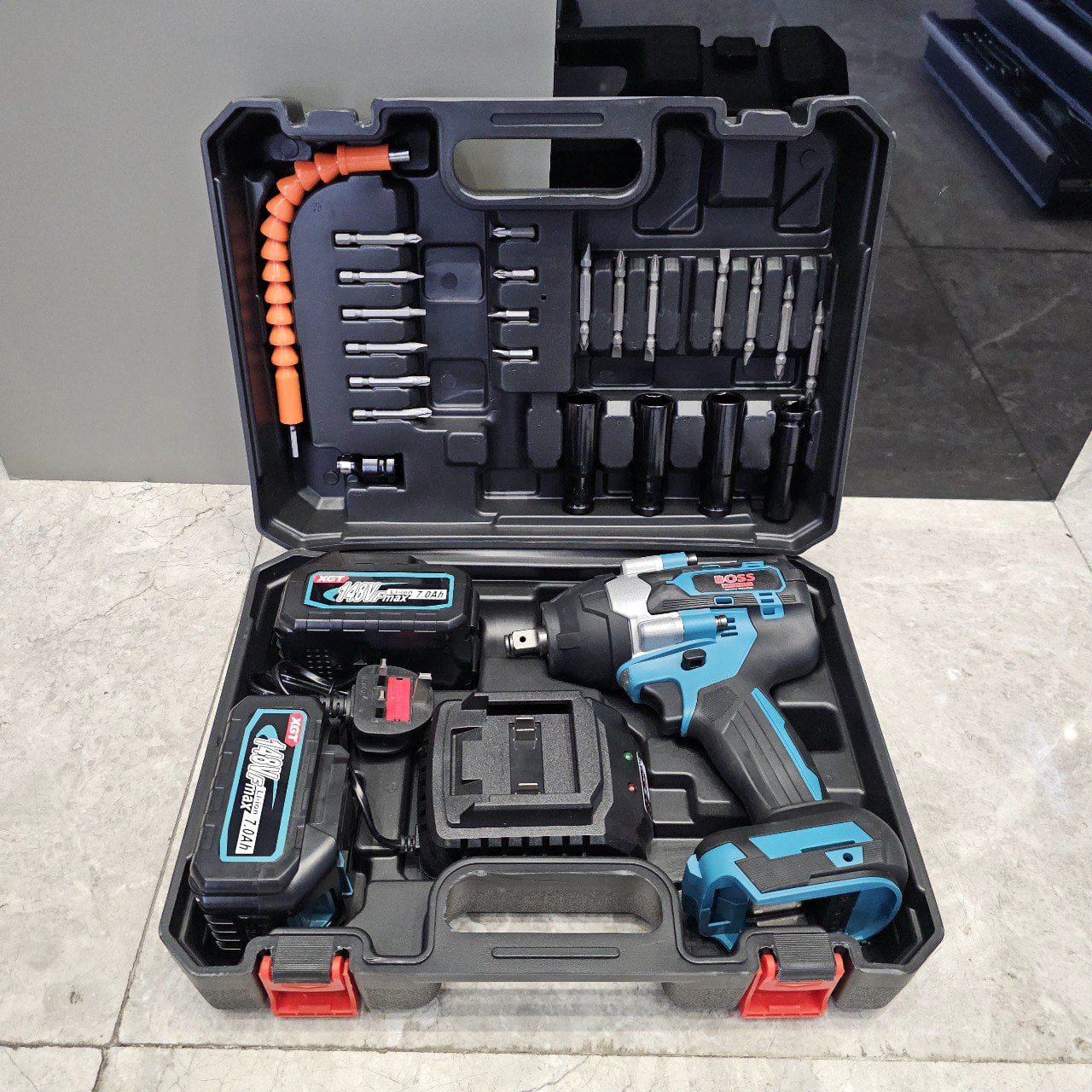 Multifunctional Cordless Impact Wrench Machine – Power, Precision & Portability in One Smart Tool